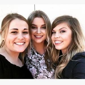 Meet your Posher, Jenika